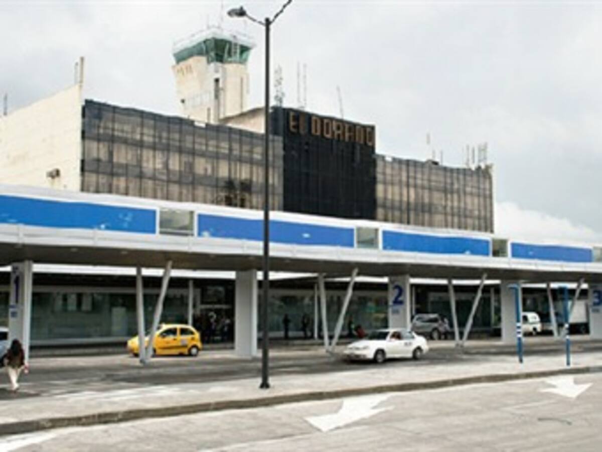 Imputan cargos a director de la Aerocivil por detrimento de más de $23.000 millones