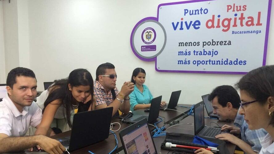 Amanecieron sin internet más de 600 Puntos Vive Digital por pleito entre Fonade y Mintic. Foto: Ministerio de las TIC