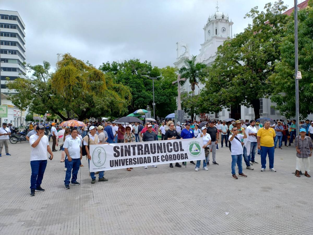 Concentración de sindicatos en Montería respalda reformas sociales y consulta popular
