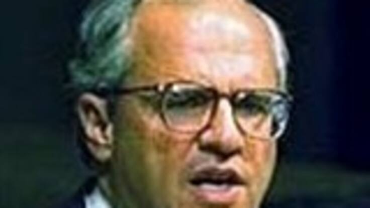 El ex presidente Ernesto Samper Pizano, urgió para que Colombia utilice únicamente las vías diplomáticas para solucionar las dificultades en las relaciones con Venezuela y Ecuador