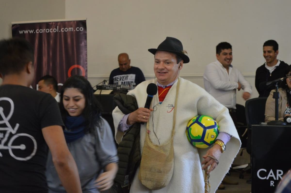 Por el programa pasan esta mañana las autoridades locales y regionales, personalidades de la región, habitantes; en fin, todos invitados a participar de este evento que usted puede seguir por las frecuencias de Caracol Radio.