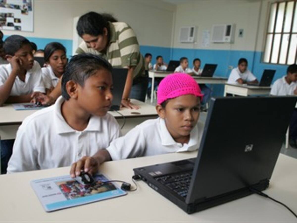 Entregan 100 bicicletas a niños Wayuú para que vayan a clases