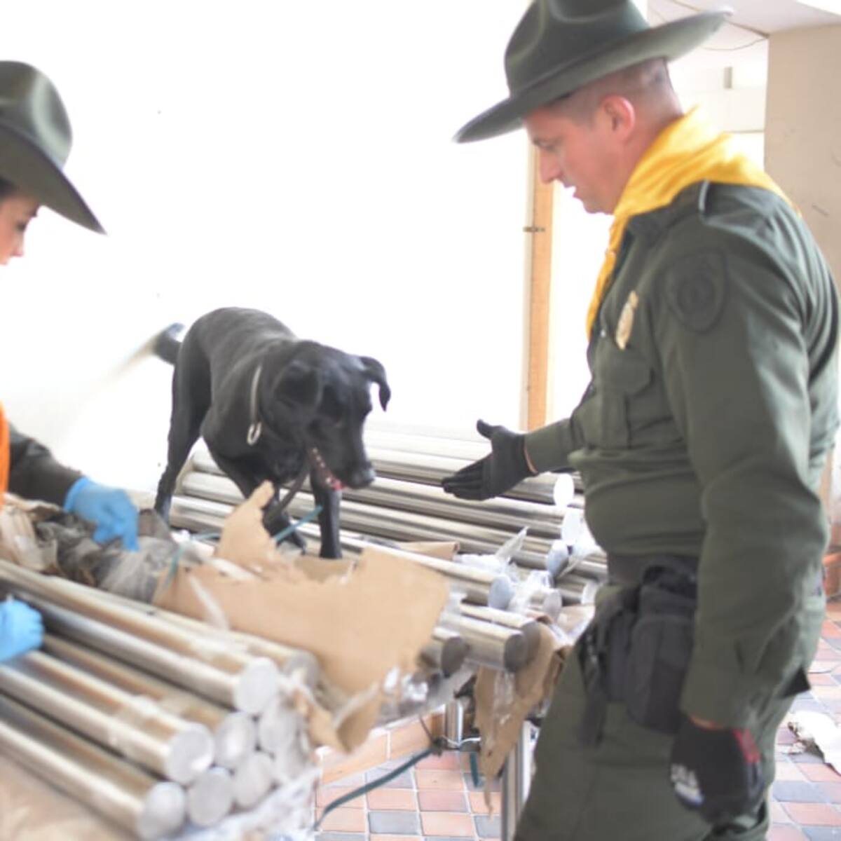En barras de aluminio, pretendían transportar 70 kg de marihuana en Itagüí