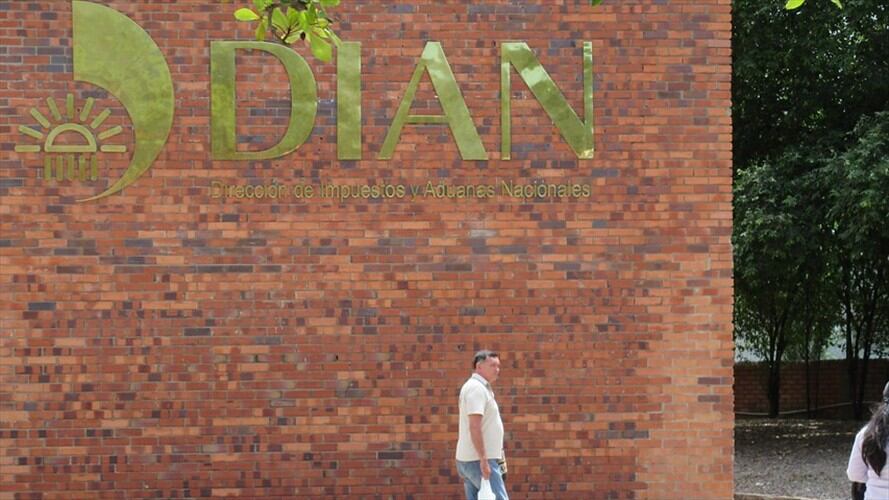 Contraloría alerta por grave desorden en estados financieros de la Dian . Foto: Colprensa