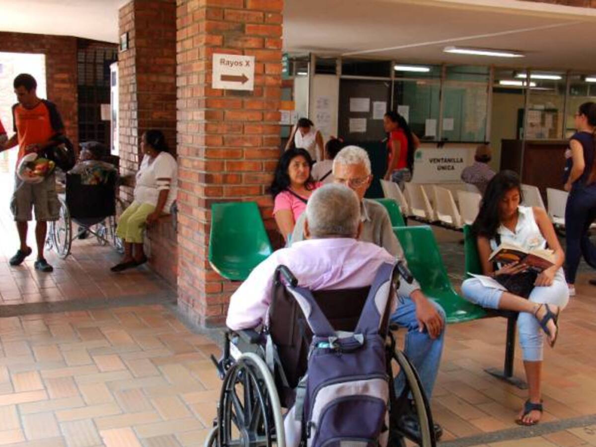 Capturan a persona por celebración indebida de contratos