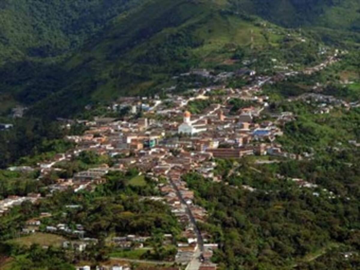 Ituango y el norte de Antioquia están aislados por bloqueos viales del paro