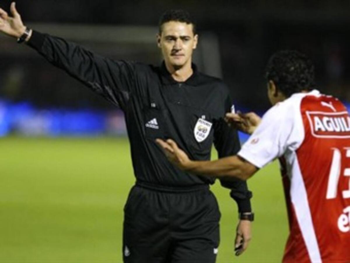 Wilmar Roldán y Rafael Rivas en nómina de árbitros de Sudamericano Sub 20
