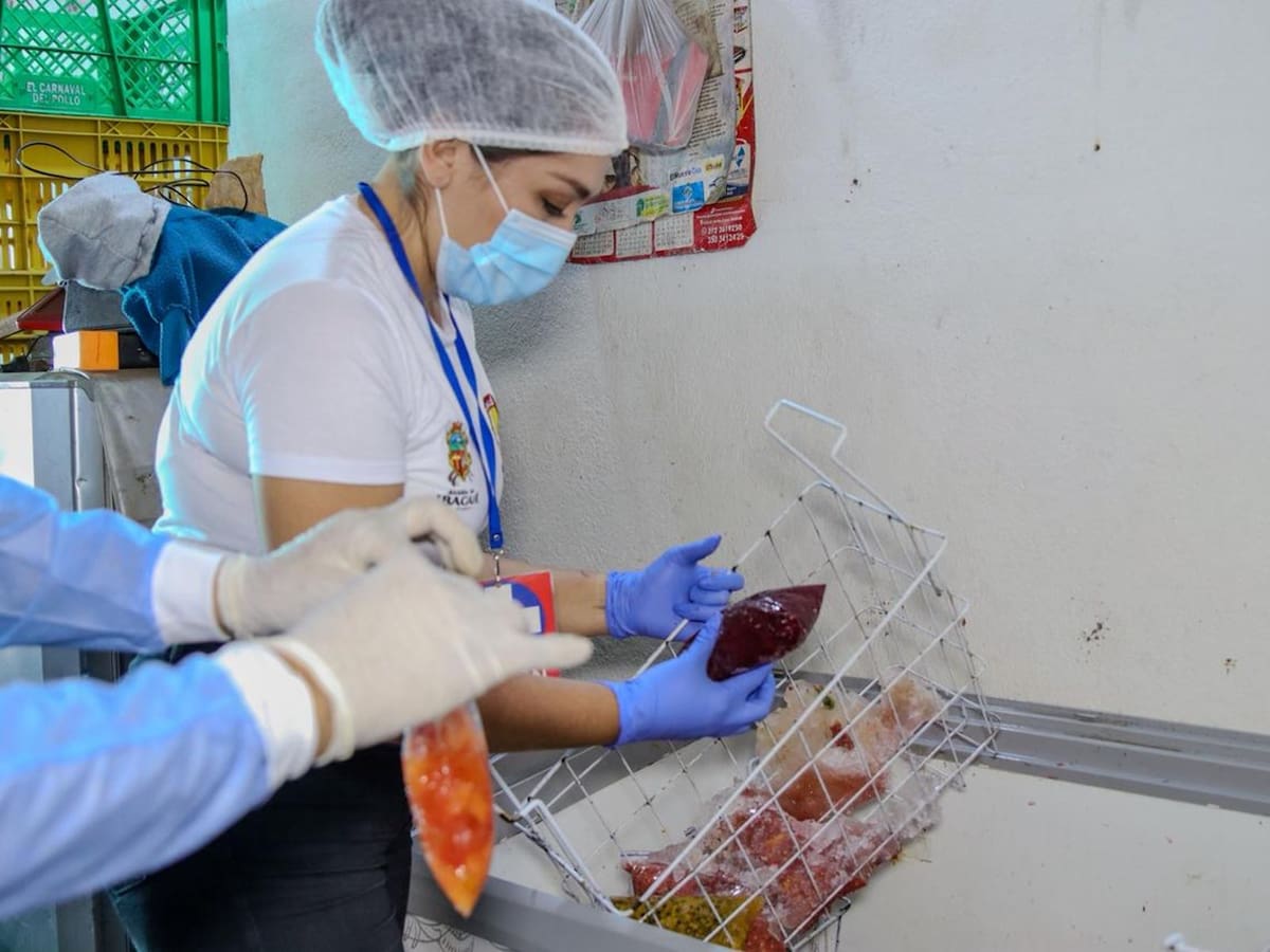 Por vender productos con hongos y alimentos en descomposición cierran fruver en Ibagué