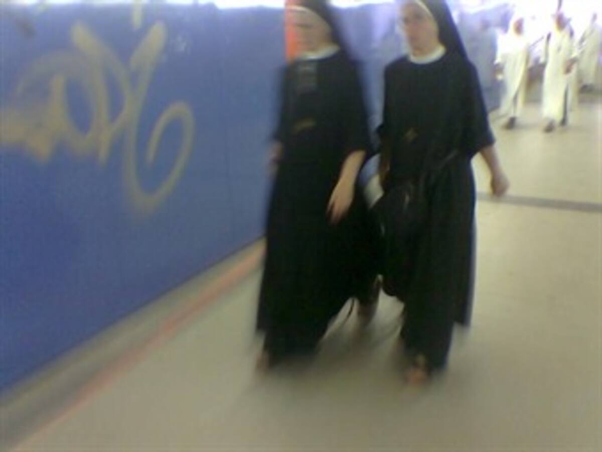 Un italiano se operará para ser mujer, meterse a monja y entrar en un convento