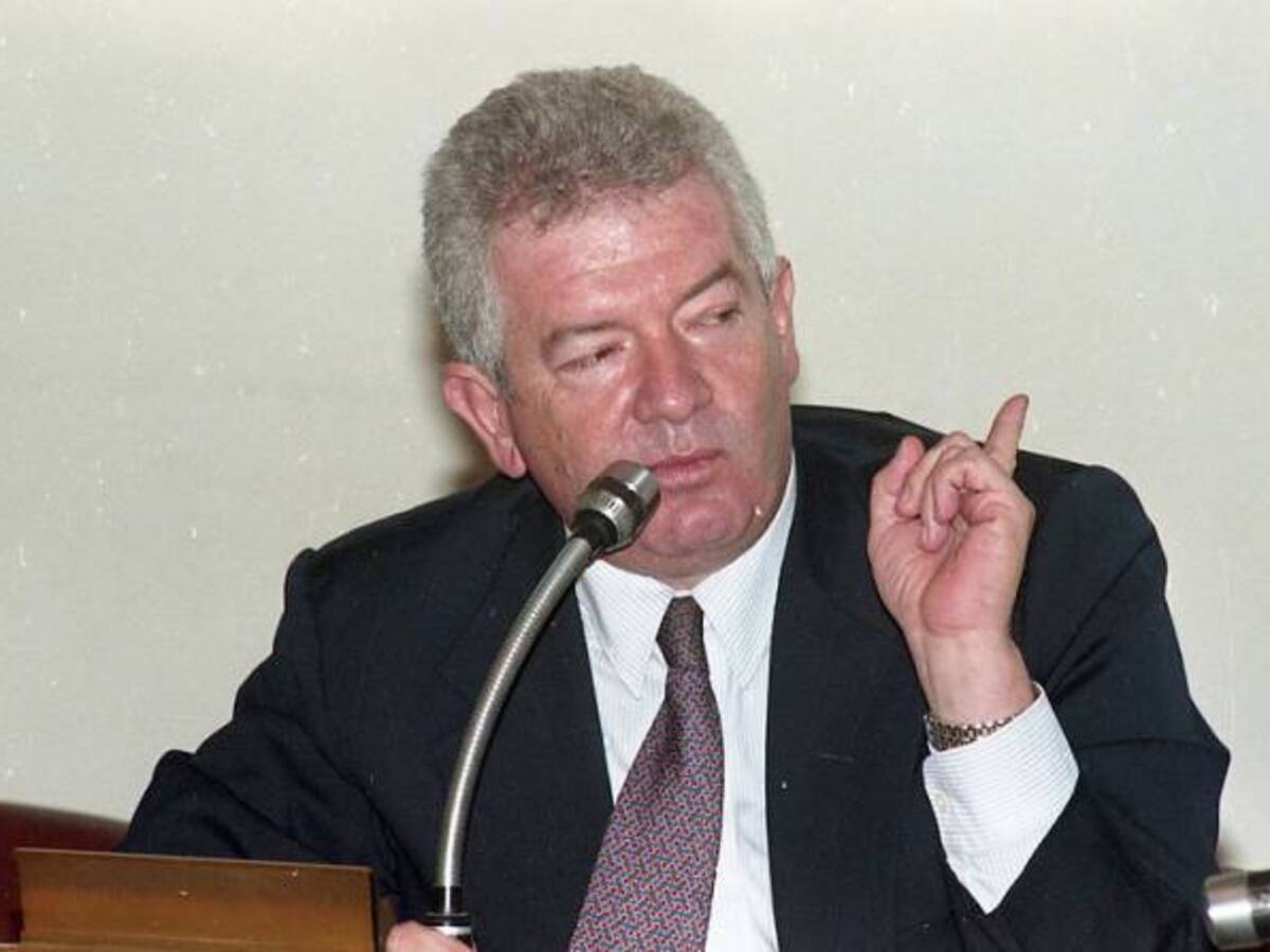 Corte no encontró pruebas contra Mario Uribe