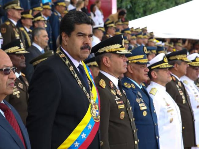 Maduro dice que &quot;institucionalizará&quot; diálogo con la oposición hasta el 2020