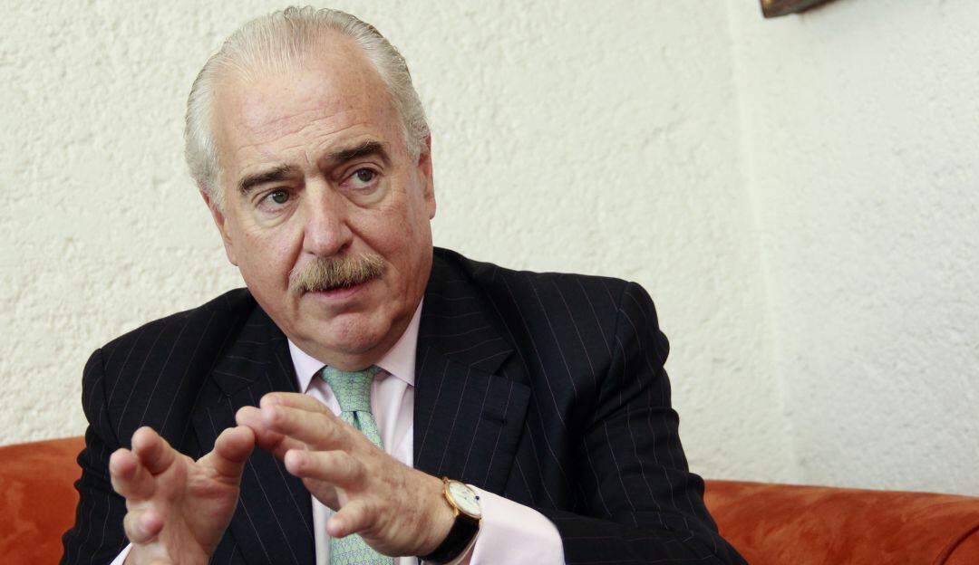 El expresidente se refirió en redes sociales a la mención de su nombre en la investigación Papeles de Pandora