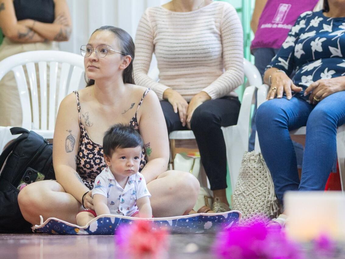 Mujeres madres de familia- Foto: Alcaldía de Medellín.