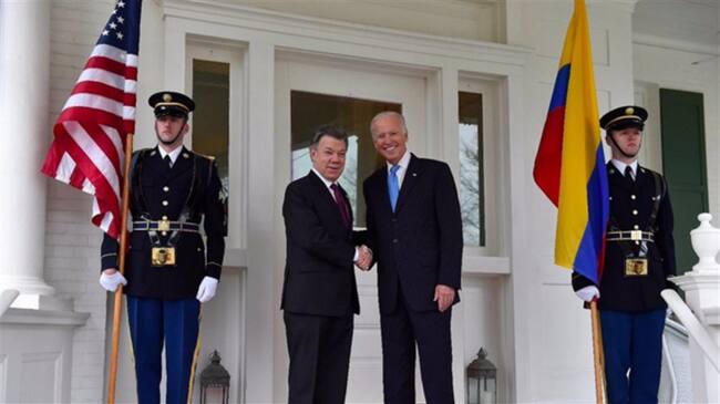 Presidente Juan Manuel Santos y Joe Biden, vicepresidente de los Estados Unidos. Foto: Twitter/ @JuanManSantos.