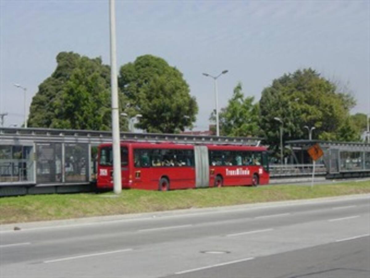Presentan acción popular en contra de Transmilenio