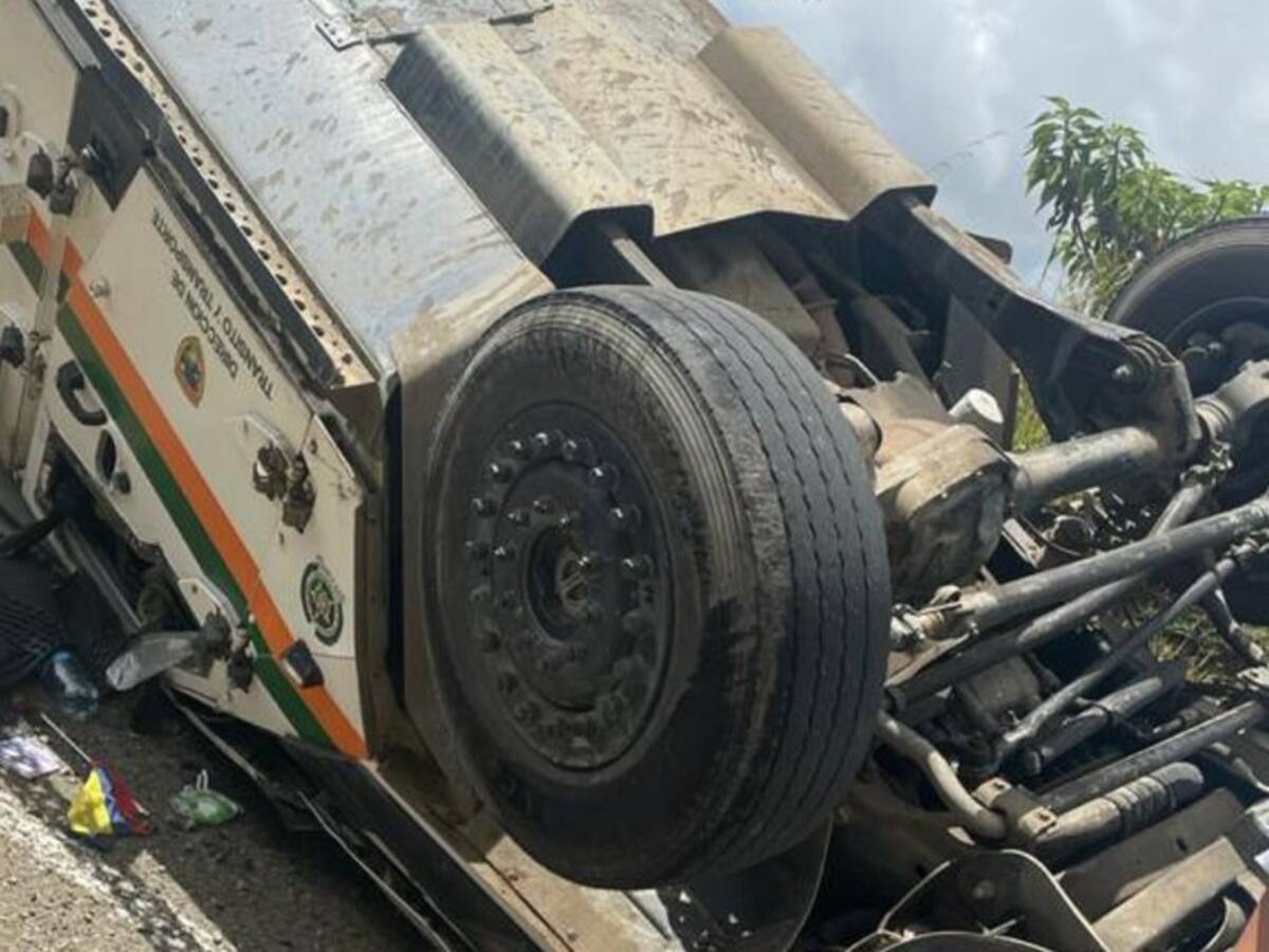 Un vehículo de la Policía sufrió un ataque en Santafé de Antioquia