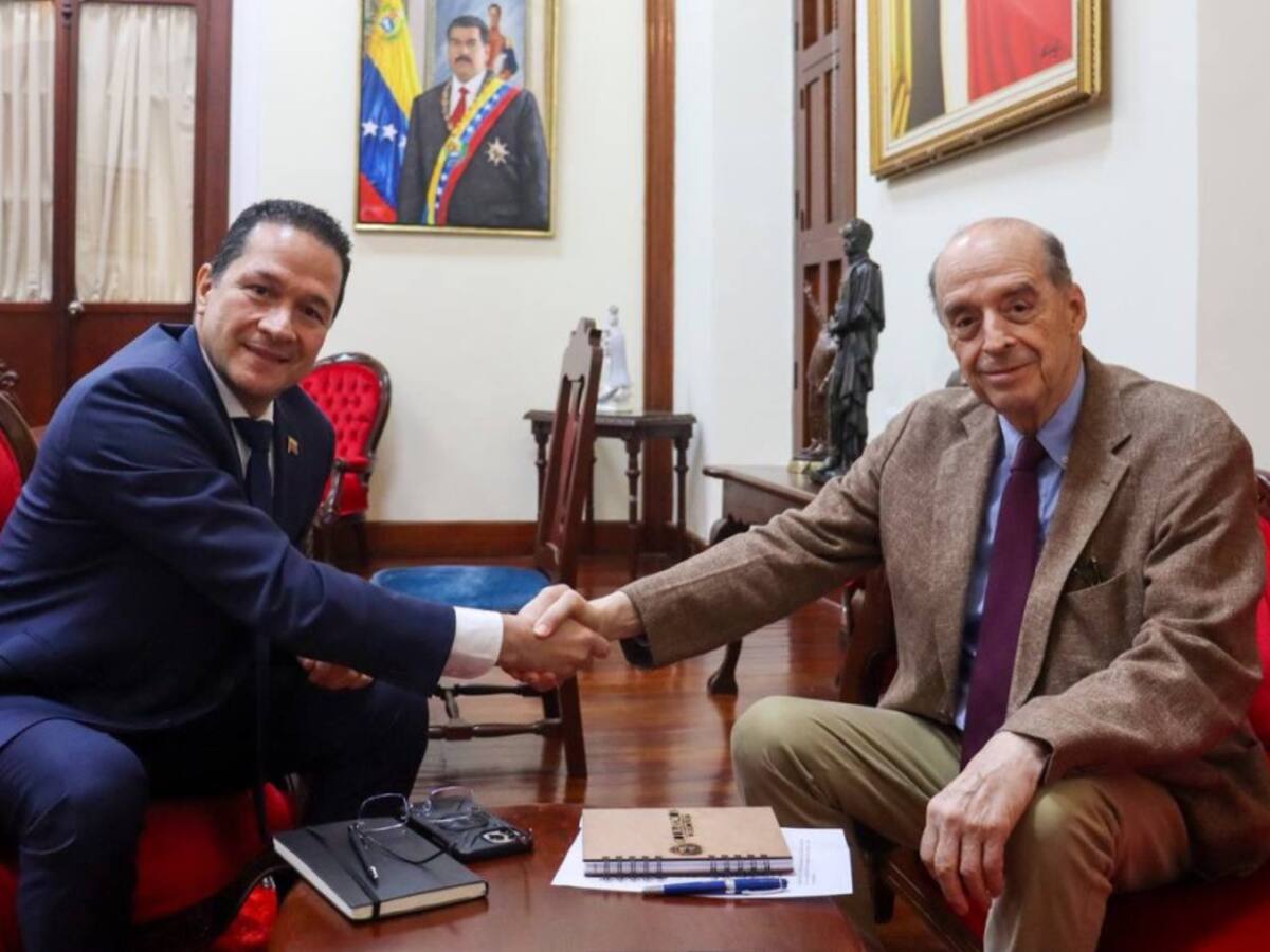 Venezuela y Colombia restablecerán relaciones diplomáticas el 7 de agosto