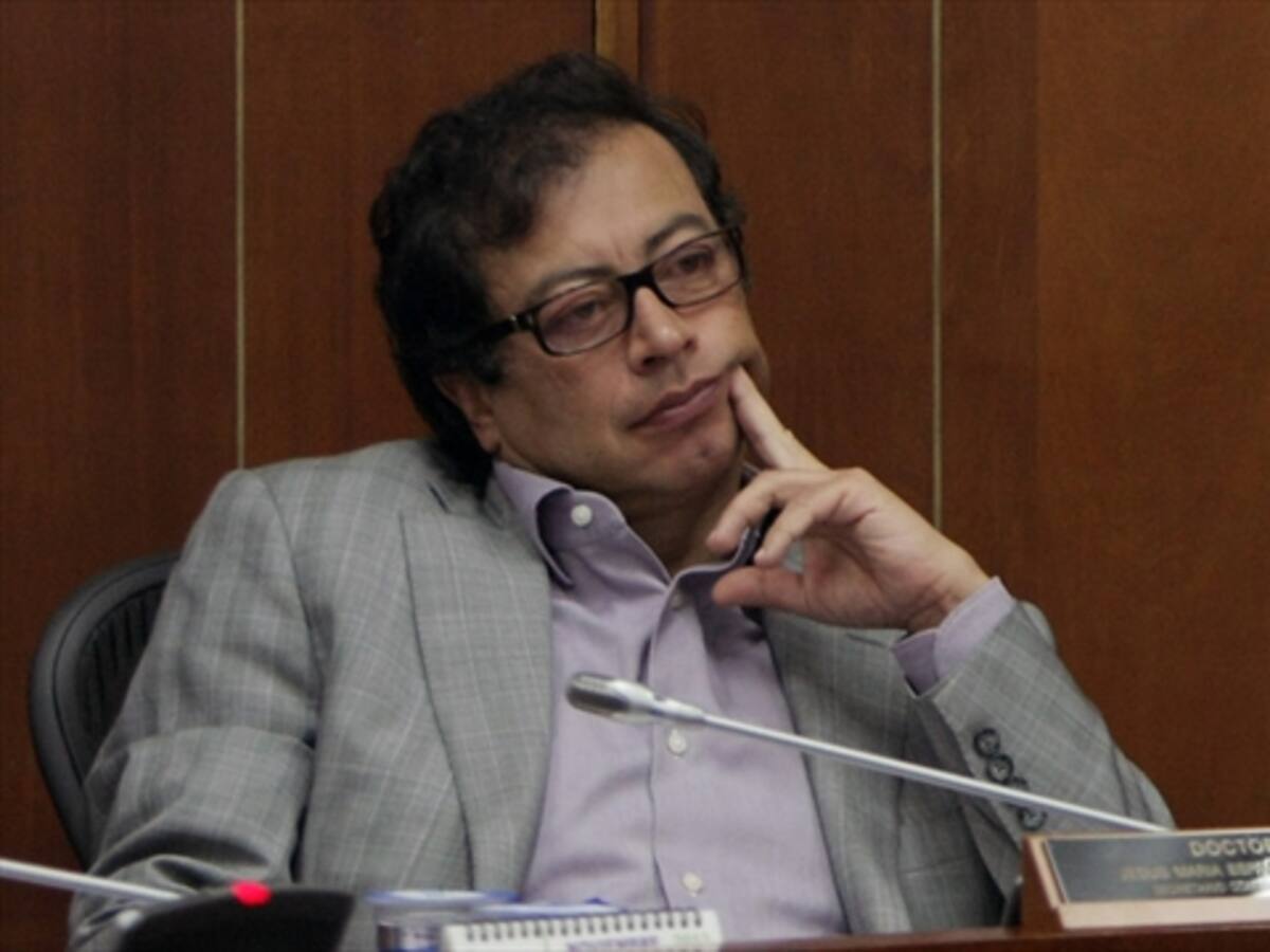 Se investiga responsabilidad de Petro en caso La Conejera