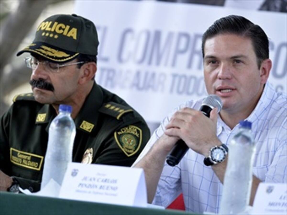 Armamento perdido debe ser encontrado junto a los responsables: Mindefensa