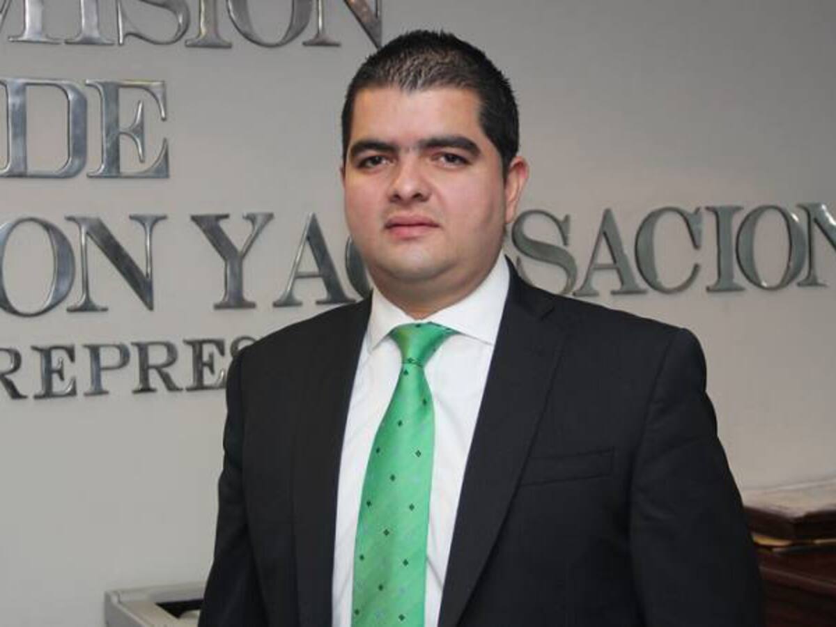 Representante acusador de Pretelt será escuchado en plenaria de Senado