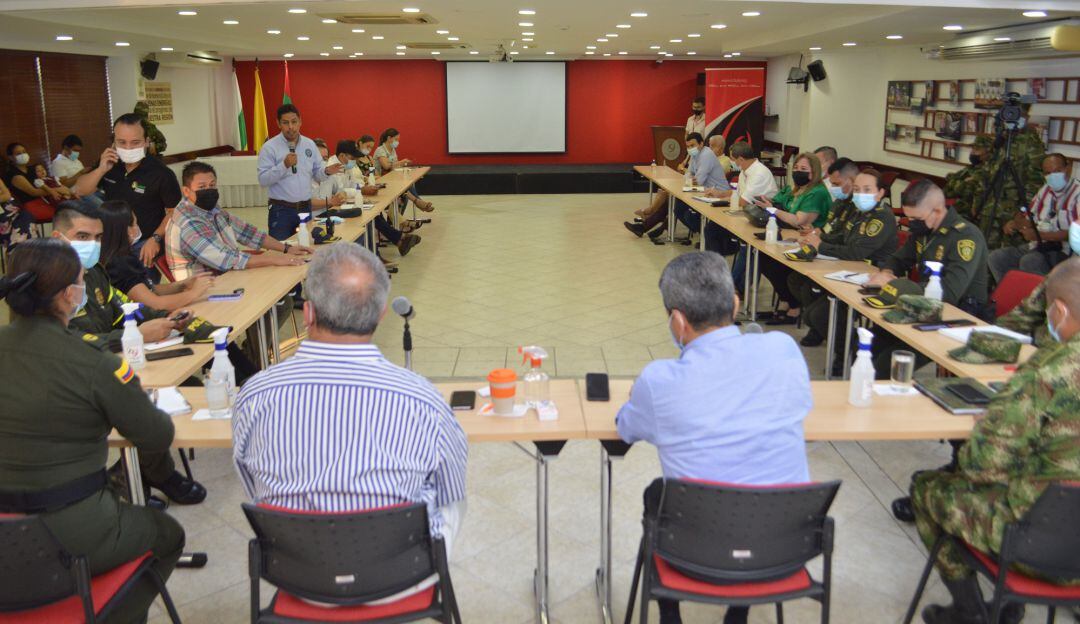 En el encuentro participaron autoridades de los municipios de Neiva y Palermo.