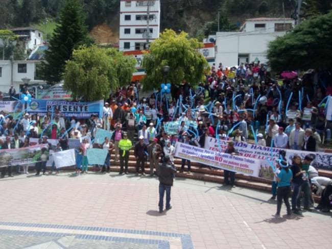 Protesta campesina en Mutiscua por explotación del páramo de Santourban