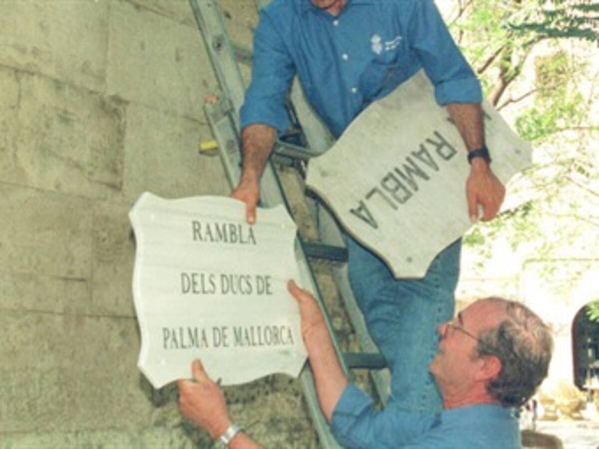 Por escándalo de corrupción le quitan el nombre a la Calle de los Duques de Palma