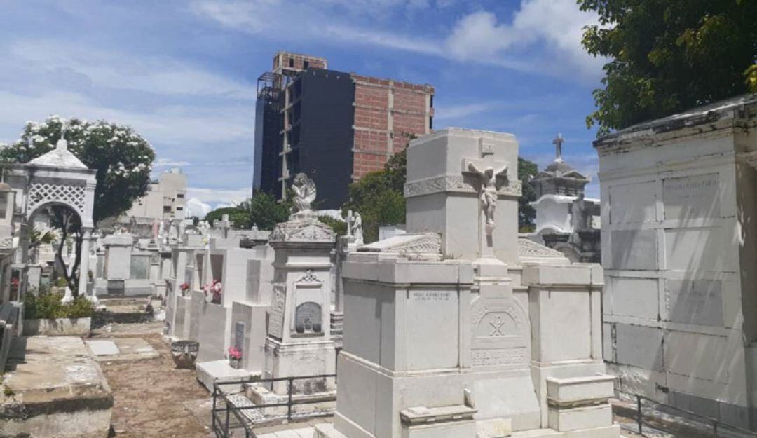 Carmen de Caro pidió declarar la emergencia sanitaria en Cartagena por la alta mortalidad por COVID-19