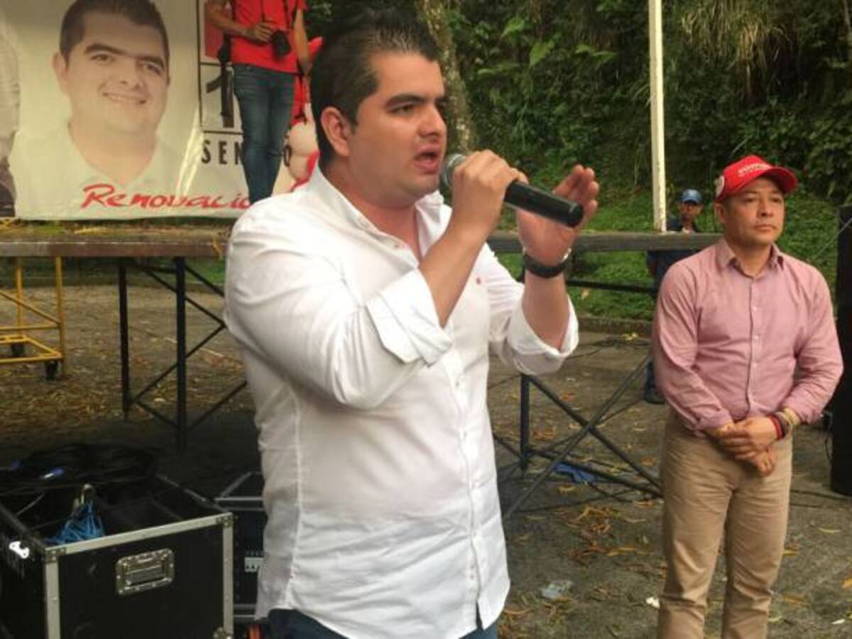Hay una campaña de difamación: Julián Bedoya candidato al senado liberal