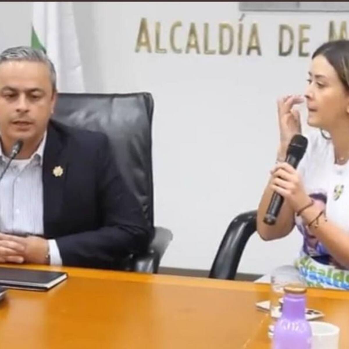 "Marica los amo": polémico discurso de la Sec de gobierno hacia alcalde (E)