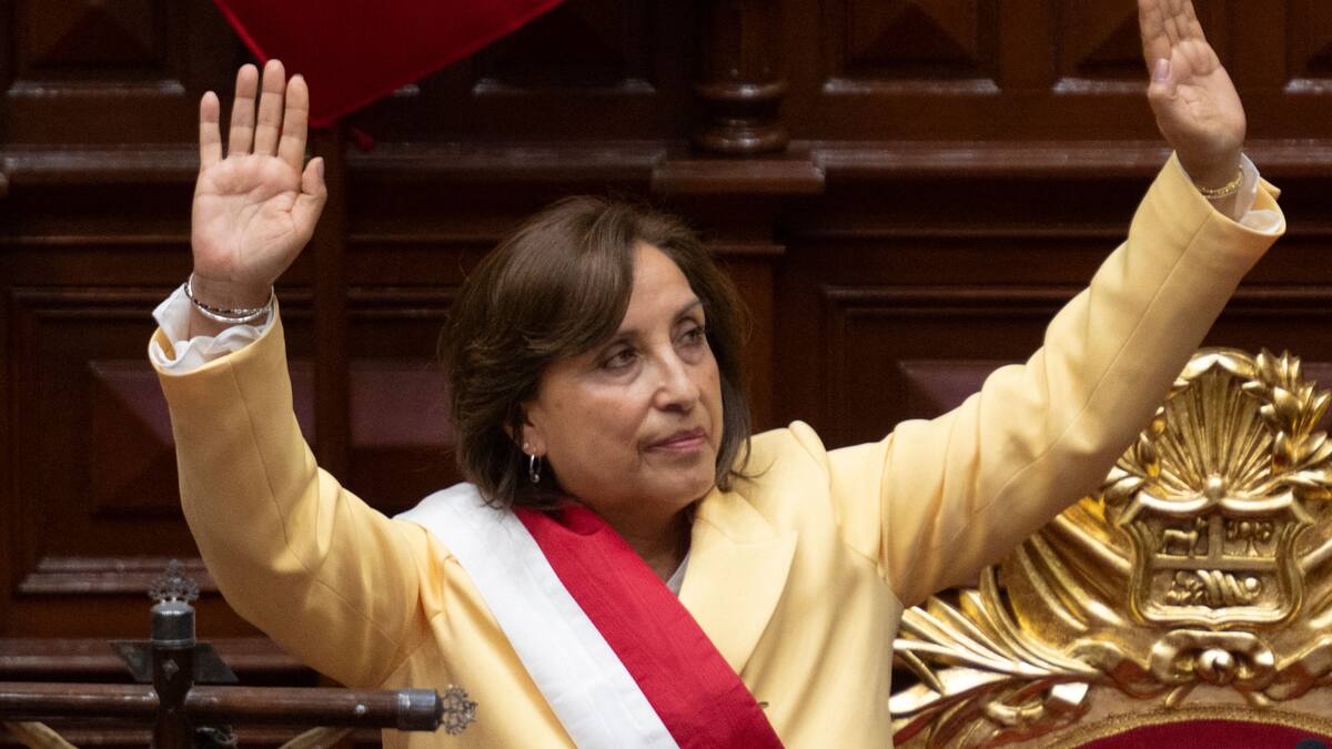 Presidenta de Perú no renunciará hasta que el congreso adelante las elecciones