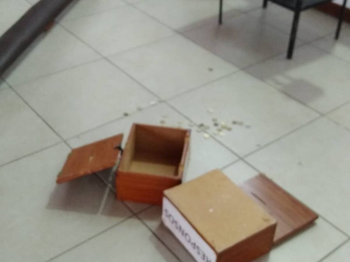 La iglesia católica del barrio Recreo de Armenia fue víctima de vandalismo y hurto