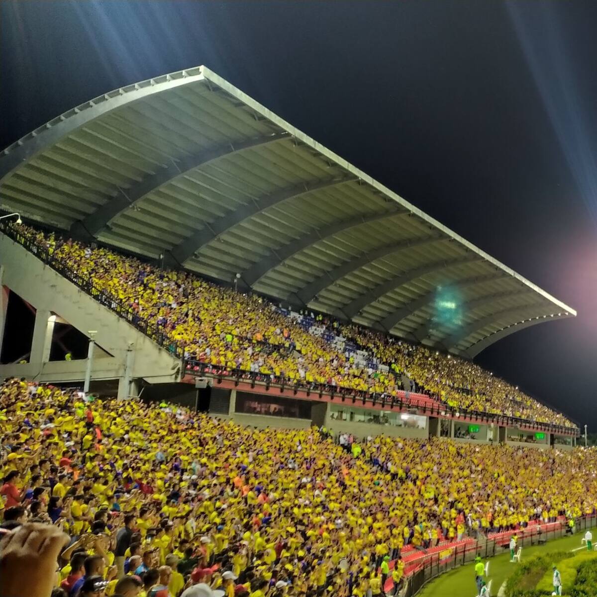 Alcaldes esperan instalar pantallas gigantes para ver la final del Atlético Bucaramanga