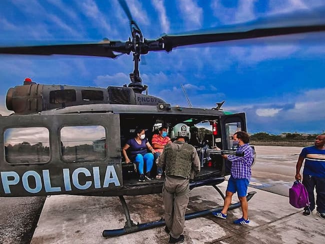 Así son los vuelos sanitarios de los policías que salvan vidas en la Sierra