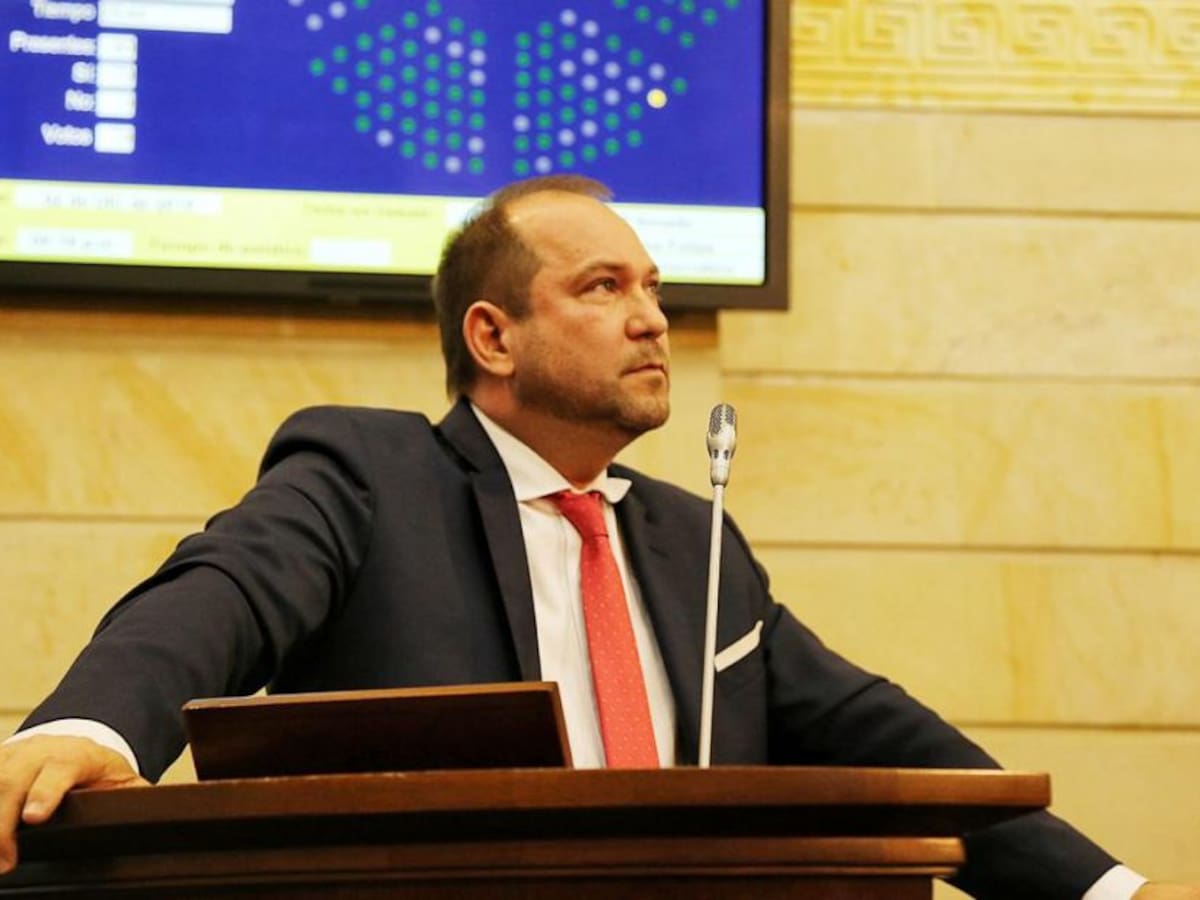 Proponen eliminar cobro por reconexión en servicios públicos