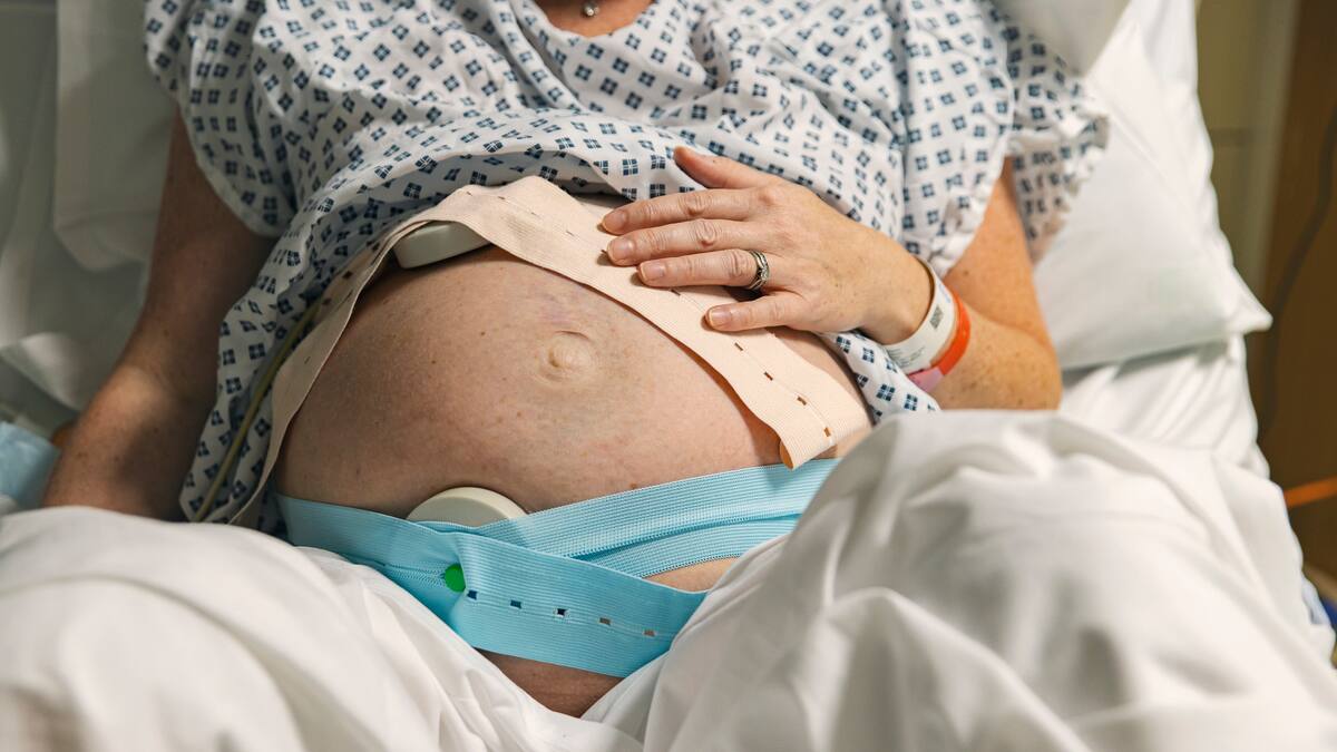 Mujer de Alabama, Estados Unidos, nació con dos úteros y ahora está embarazada en ambos
