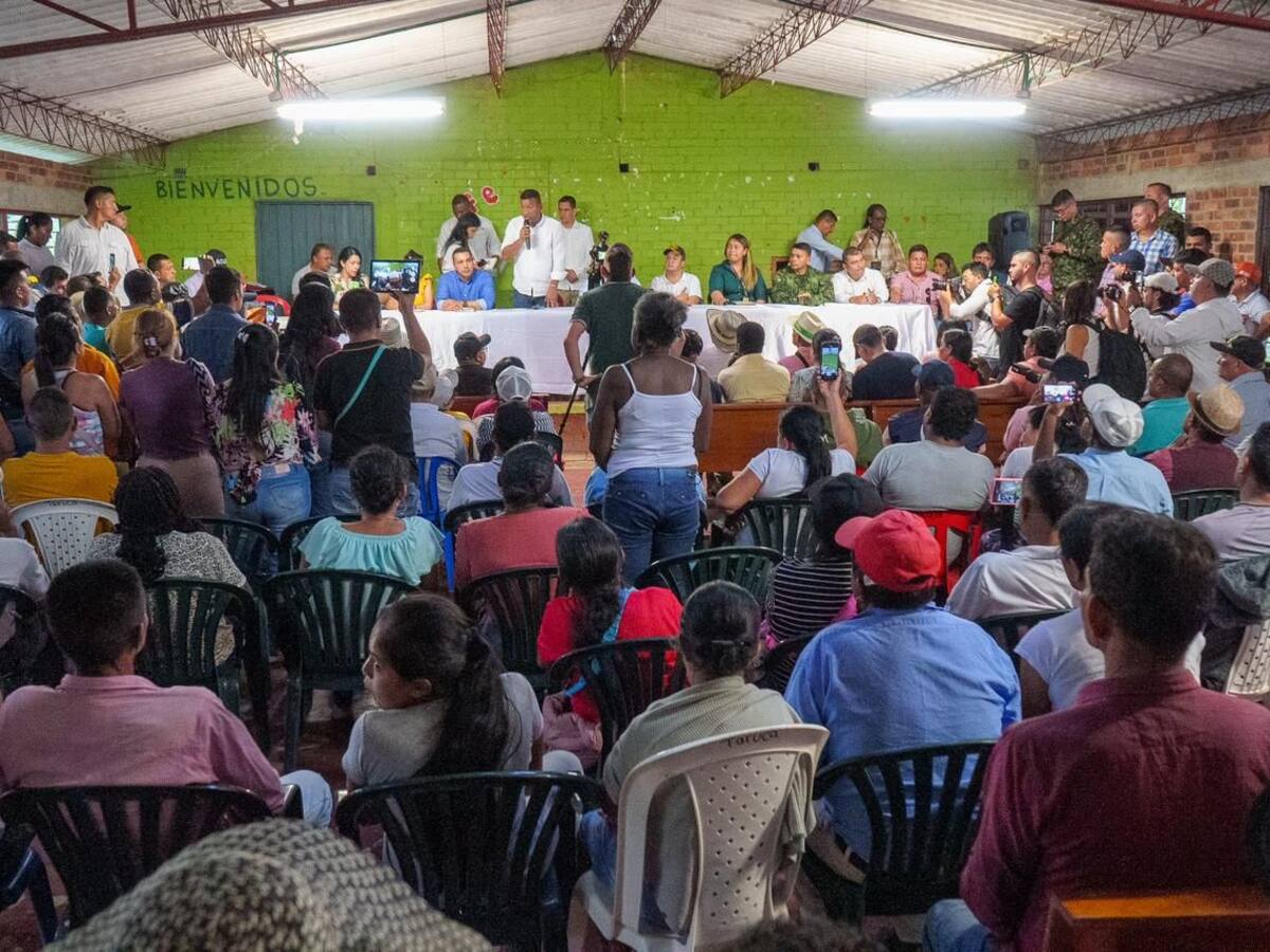 Autoridades de Nariño celebran acuerdos en Cauca para evitar bloqueo de la Panamericana
