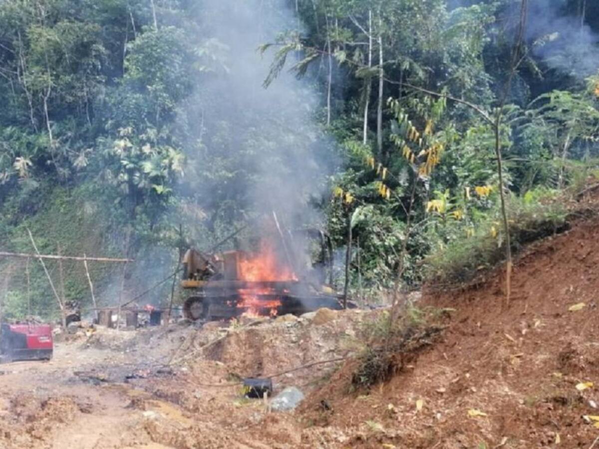 Destruyen maquinaria en Ituango de minería de las disidencias del frente 18