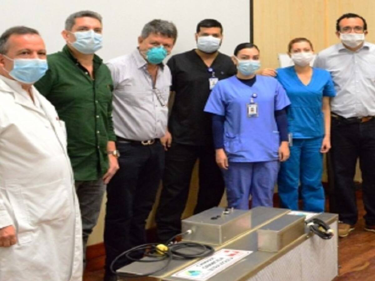 Univalle entrega cámara germicida ultravioleta al HUV