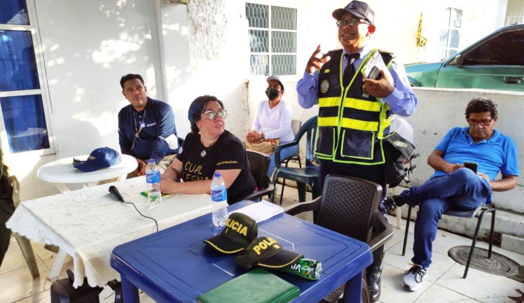 Se realizó Consejo Comunitario de Seguridad en el barrio