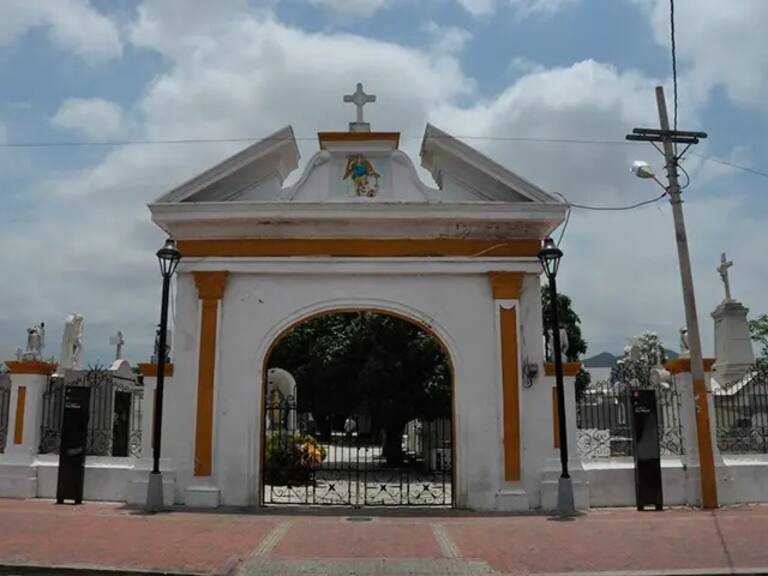 Cementerio San Miguel/ Montiner Alvis
