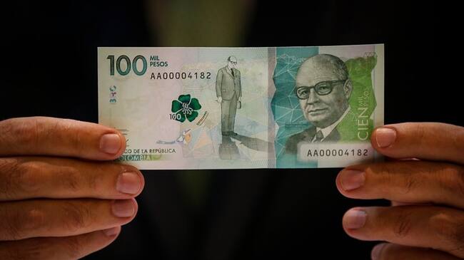 Colombia puso en circulación desde hoy el billete de 100.000 pesos, el de más alta denominación en el país. Foto: Colprensa