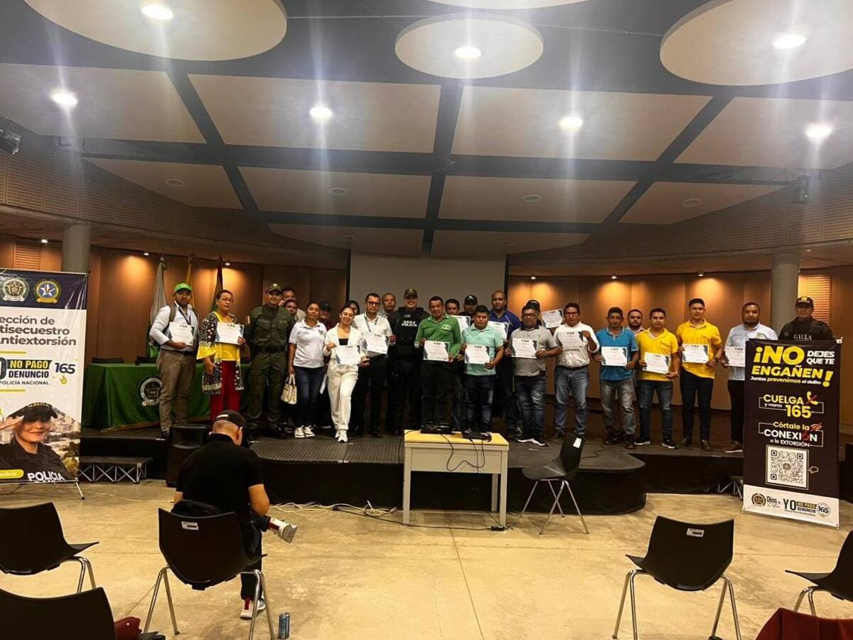 Encuentros Antiextorsión en Montes de María con Gaula Policía Bolívar