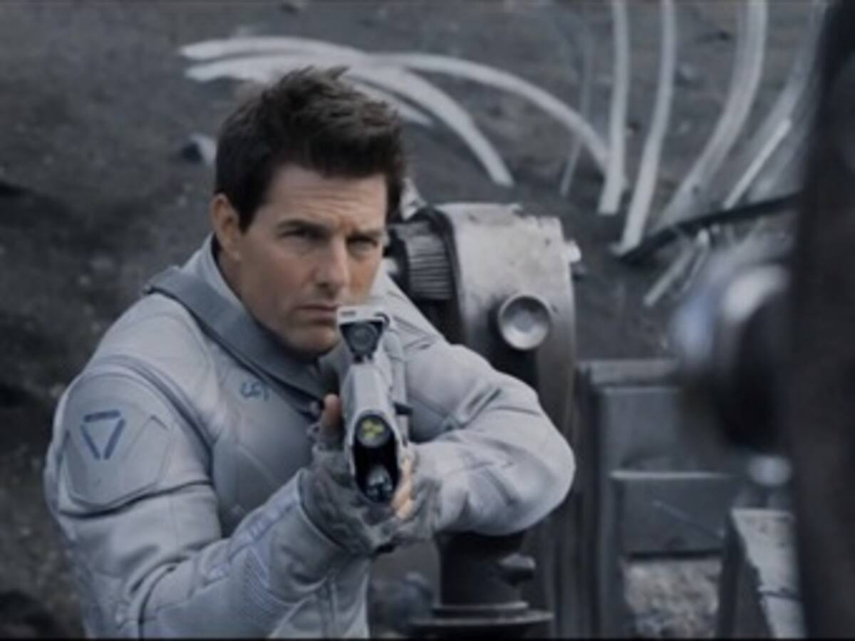 Tom Cruise, al rescate de su gancho en taquilla con "Oblivion"