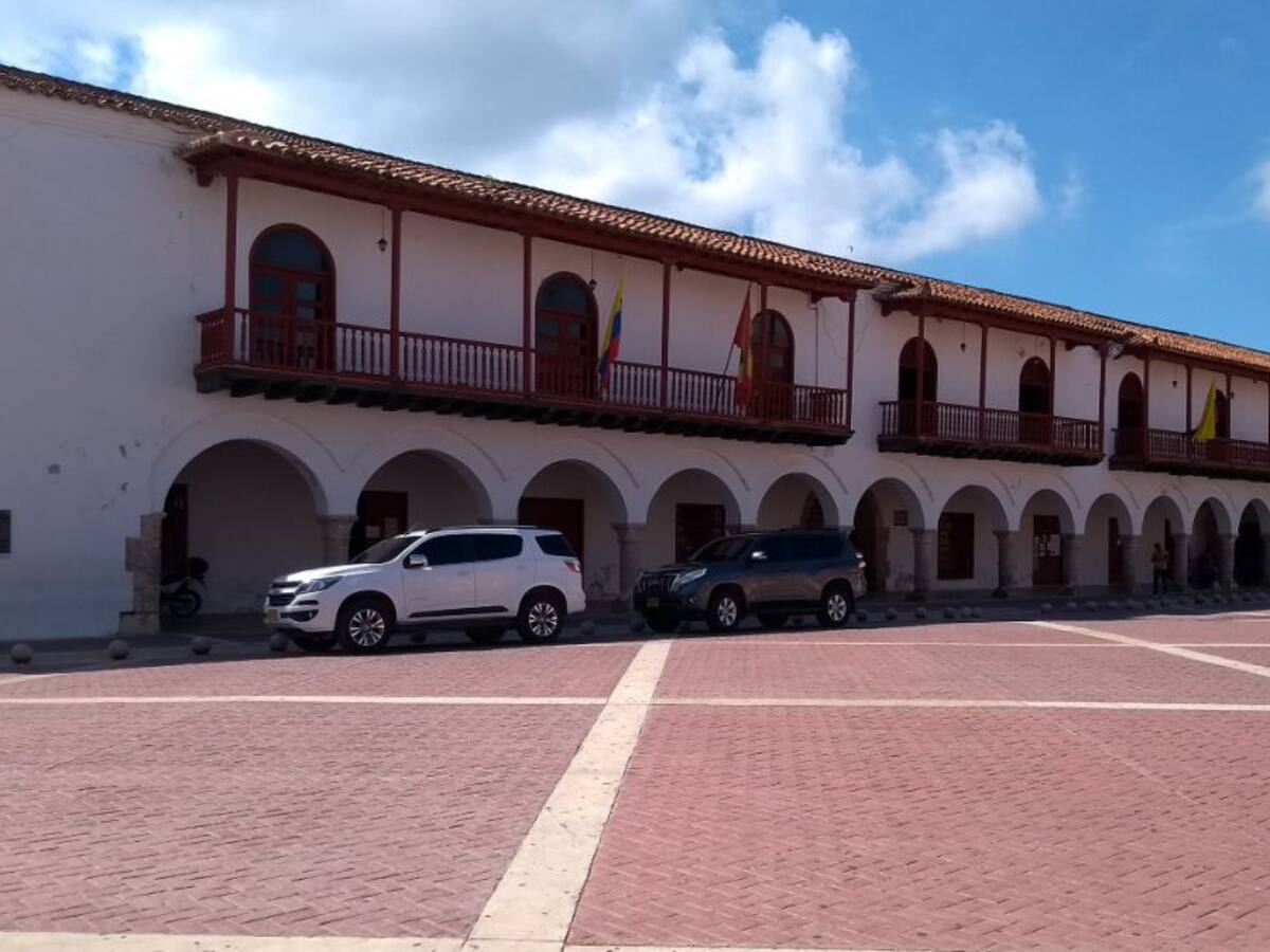 Pliego de cargos contra docente de la I.E de Bayunca por presunto acoso