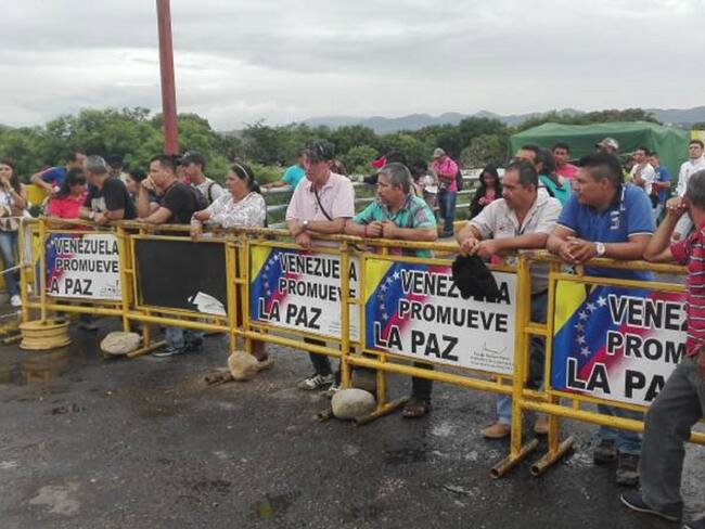 Venezolanos denuncian estafas durante venta de pasajes