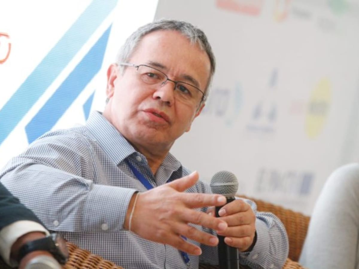 Citan a exmagistrado Luis Antonio Hernández por posible incompatibilidad en proceso de Aguas Vivas