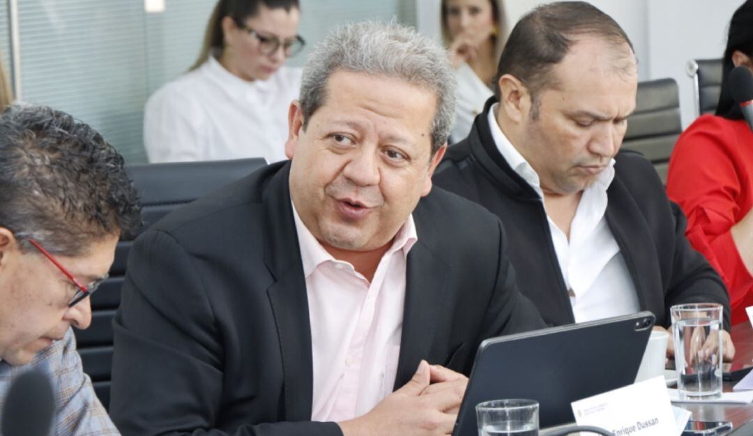 El mandatario de los huilenses ha adelantado diferentes reuniones y encuentros con gobernadores, ministros y funcionarios del nivel nacional. 