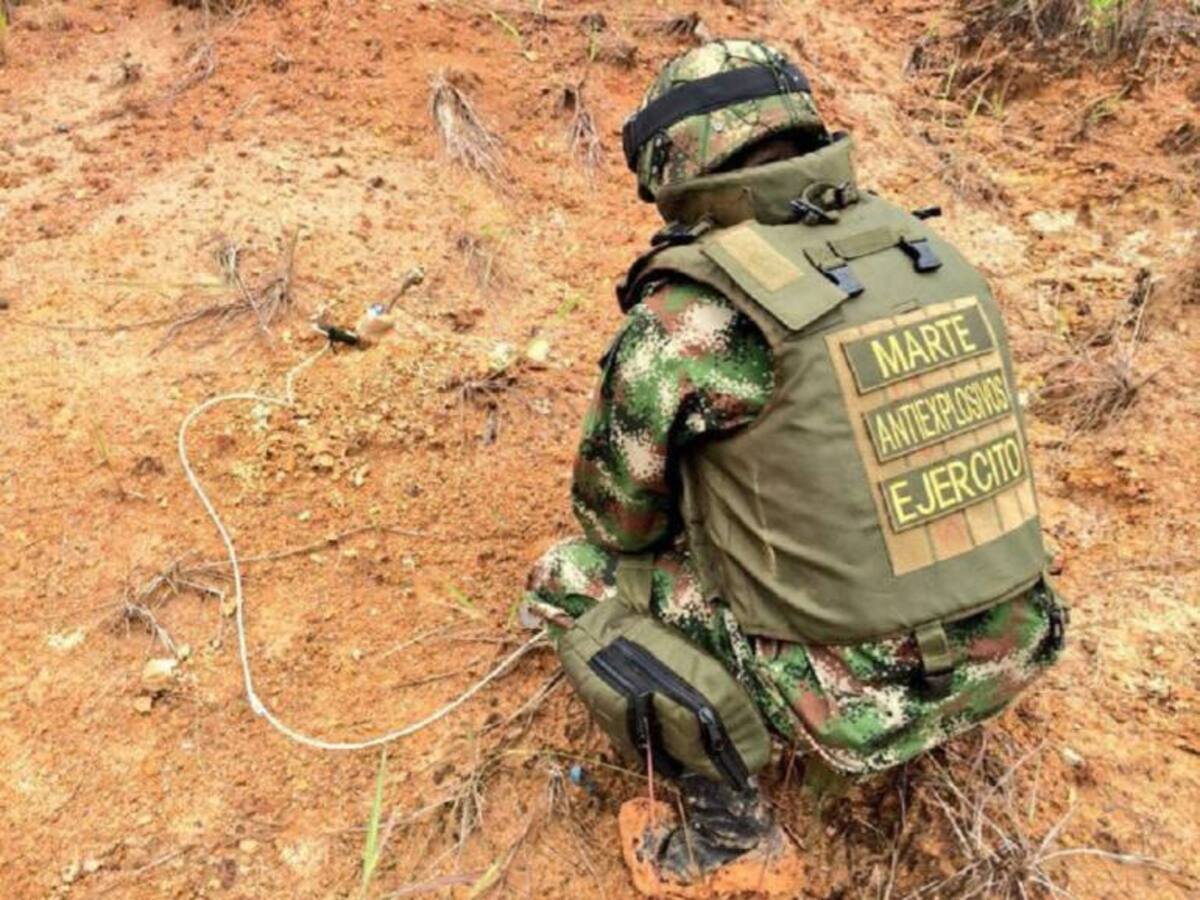 Un soldado muerto y otro herido, al pisar un campo minado en Tumaco