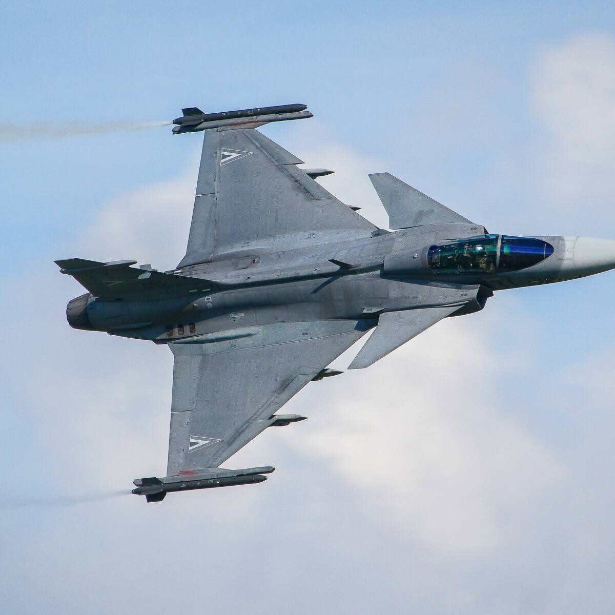 Saab defiende transparencia y alcance del contrato para la compra de aviones Gripen en Colombia